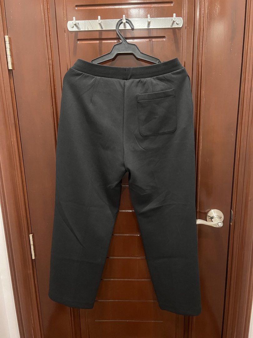 Uniqlo Black Pants - Size L (Category: Other Bottoms) located in Manila. Submitted by limonee (Listing ID 1436394523, Image 2). Description: RFS: decluttering Loc: Tondo MOP: GCash, Maribank, Maya MOD: J&T, Lalamove, Grab.