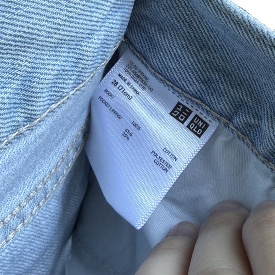 Uniqlo Denim Shorts 28 (Category: Shorts) located in Cainta. Submitted by thedeclutterchic (Listing ID 1436399122, Image 3). Description: Uniqlo Denim Shorts 28 71cm .