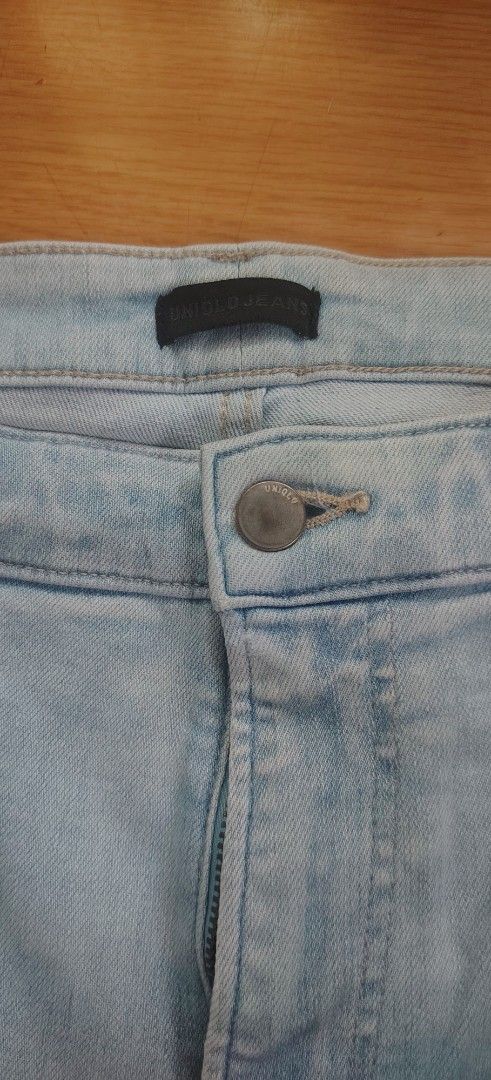 Uniqlo Ultra Stretch Jeans (Category: Jeans) located in Makati City. Submitted by rlvnlm (Listing ID 1436378207, Image 2). Description: - Light blue Uniqlo Ultra Stretch Jeans - Slim fit - Size 36 (see pictures for more details/dimensions) - Button closure and zipper - Stretchy and comfortable material - Classic five-pocket design.