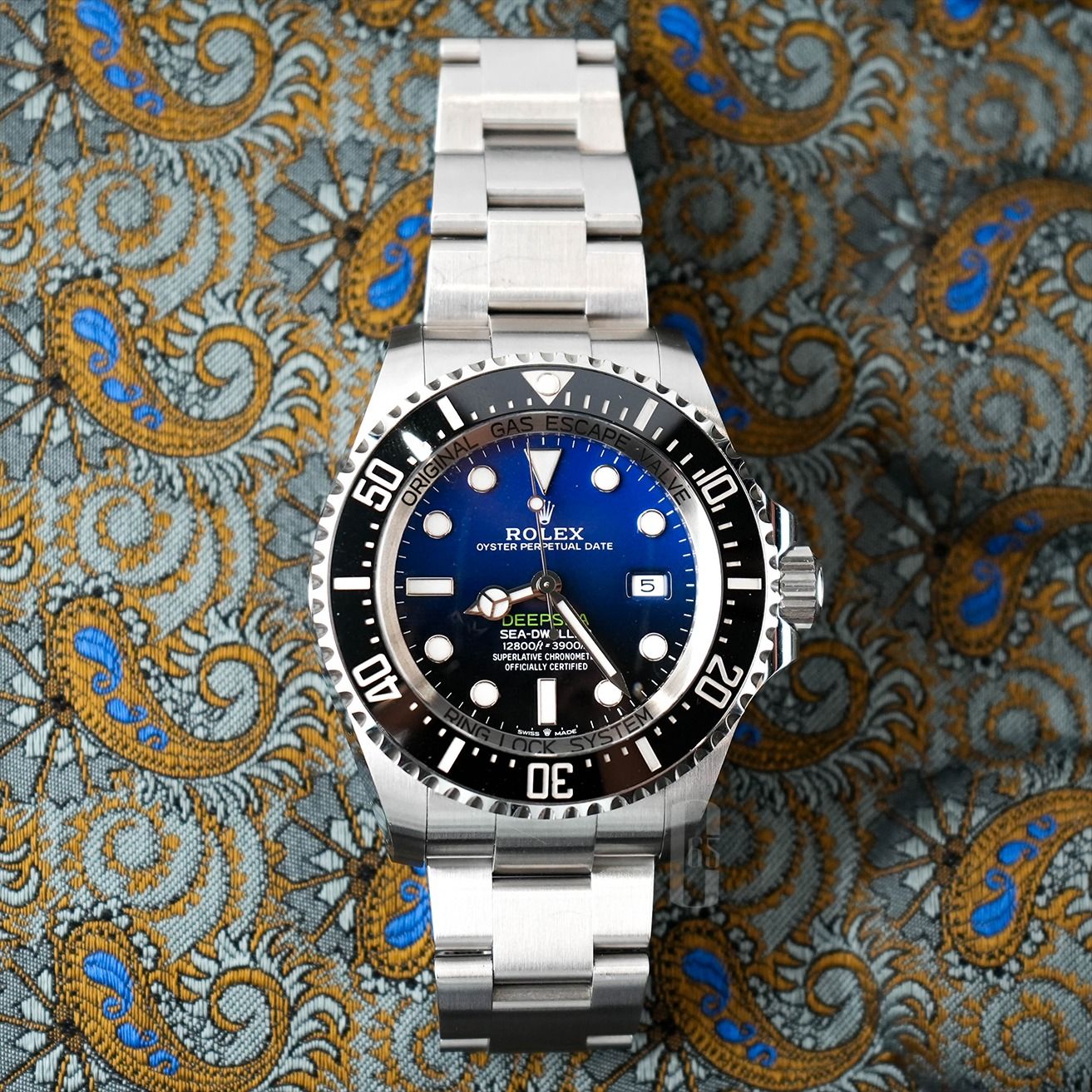[SOLD - DM to SOURCE] Rolex Deepsea Sea-Dweller Blue dial 126660 (Category: Watches) located in Singapore. Submitted by calibre65 (Listing ID 1436356021, Image 1). Description: This piece has been SOLD. DM us and we can source a similar piece for you! Rolex Deepsea Sea-Dweller Reference Number: 126660 Condition: Used Comes with: Full set (box & papers) Dated: Q1 2021 Size: 44mm Case material: Stainless Steel Strap material: Stainless Steel --- Ca
