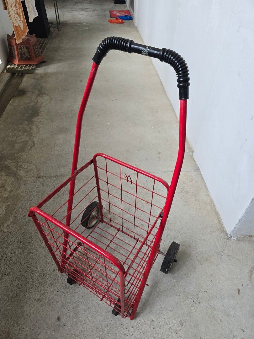 Used Market Trolley