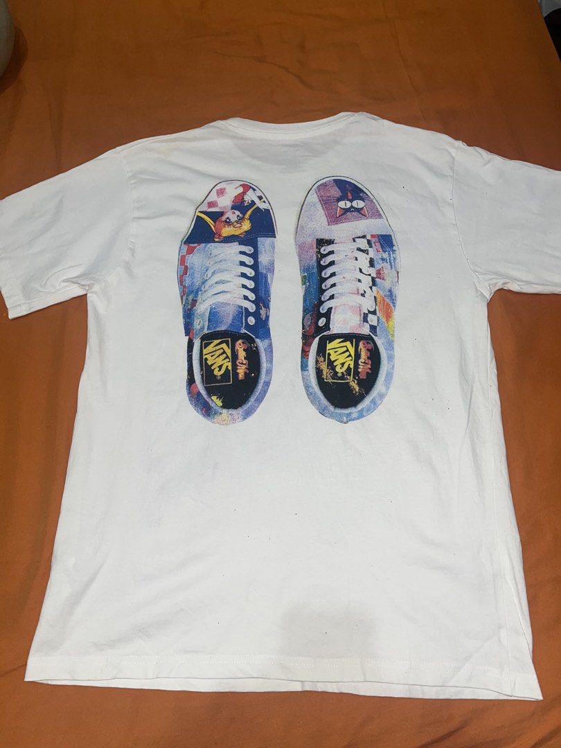 Vans Loose Fit Medium T-Shirt (Category: Tshirts & Polo Shirts ) located in Manila. Submitted by awesomedim16402 (Listing ID 1436435611, Image 3). Description: L : 28 W : 20.