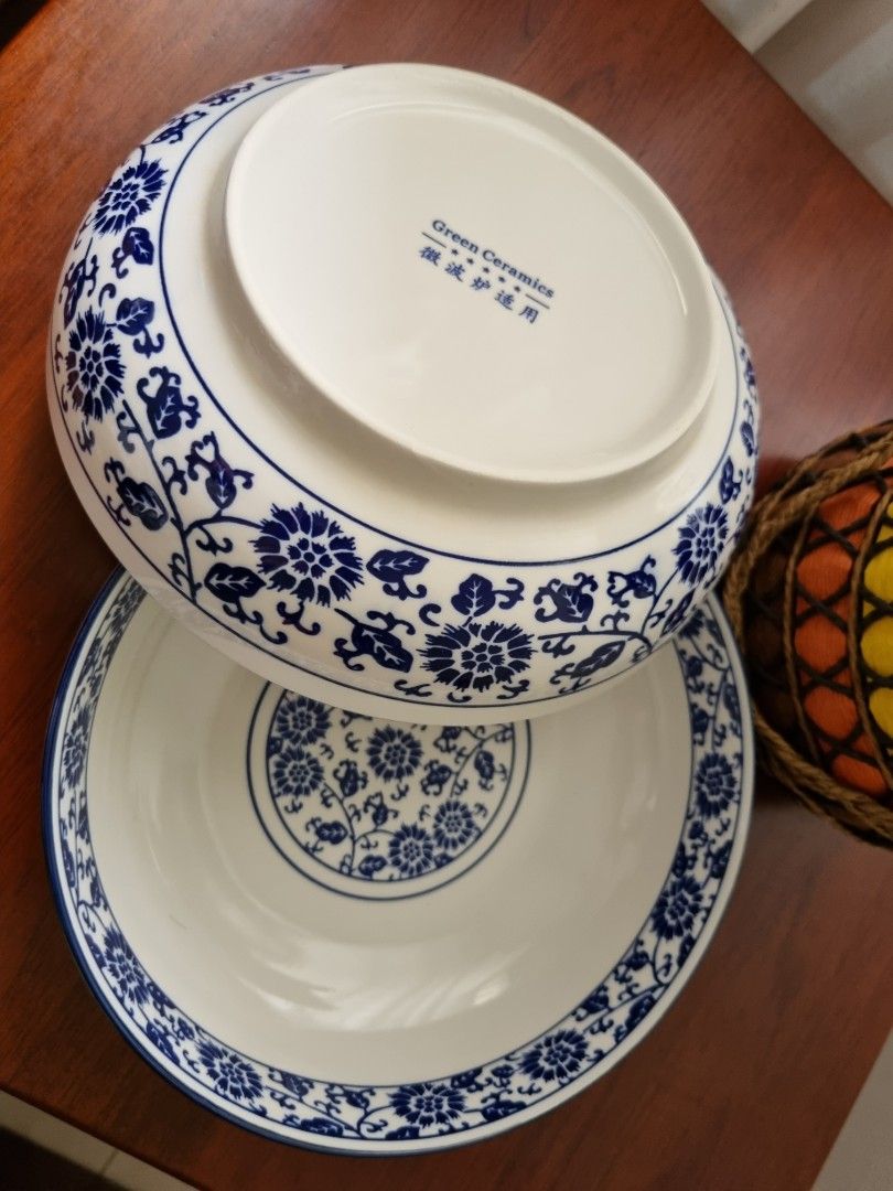 Vintage Blue and White Ceramic Bowl446638866175764482