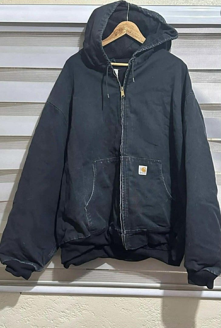 Vintage Work wear Carhartt Duck Active Jacket Dimensions: 32 x 28 Condition: 7/10 Issue: Fraying/Tattered above the ribbings , multiple stain (sign of usage/aging) (Category: Activewear) located in Manila. Submitted by jayeeeemmm (Listing ID 1436401575, Image 1). Description: .