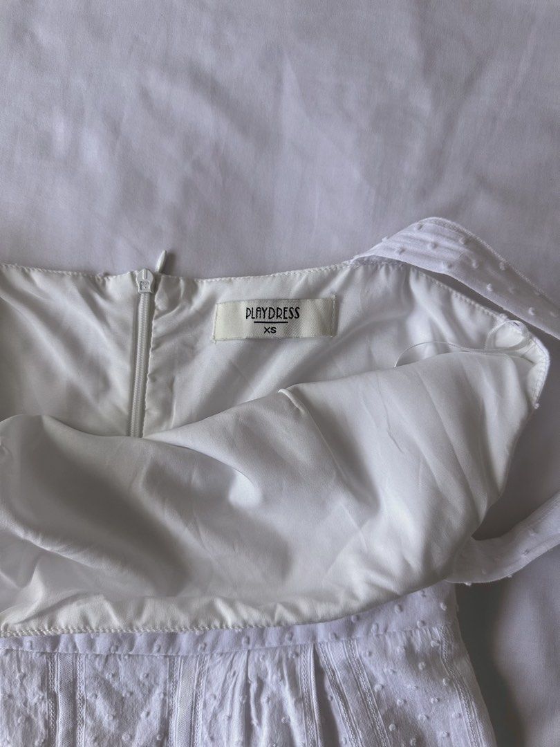 White Eyelet Midi Sunday Dress (Category: Dresses) located in San Juan City. Submitted by st4rgaze (Listing ID 1436330298, Image 3). Description: - bought in singapore 💳 mop : gcash 🚐 mod : ggx / sdd (grab, lalamove) 📍 loc : san juan city, metro manila.
