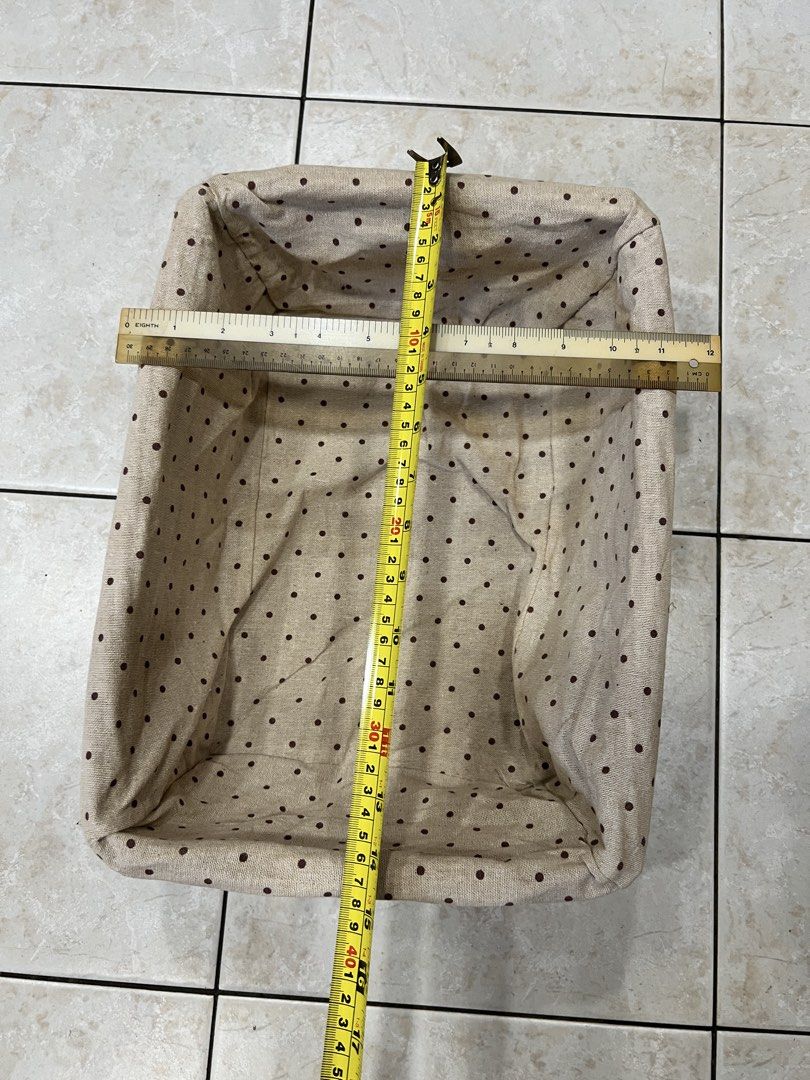 Wicker Basket with Polka Dot Lining446854126308567045