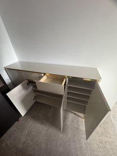 (Category: ) located in . Submitted by lucasleow (Listing ID 1436560290, Image 1). Description: .