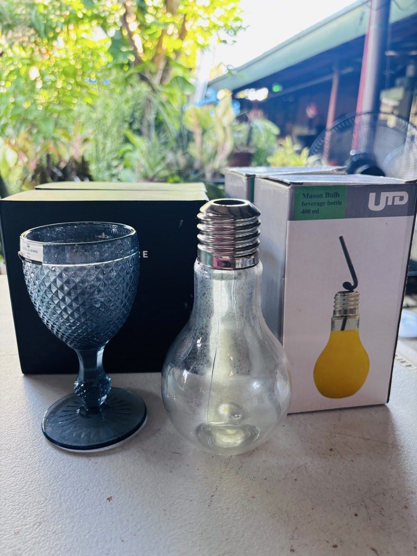 6pc set glassware (Category: Other Kitchenware & Tableware) located in Paranaque City. Submitted by luxemomma (Listing ID 1436554082, Image 2). Description: Unused loc: Paranaque MOP: Gcash/BPI.