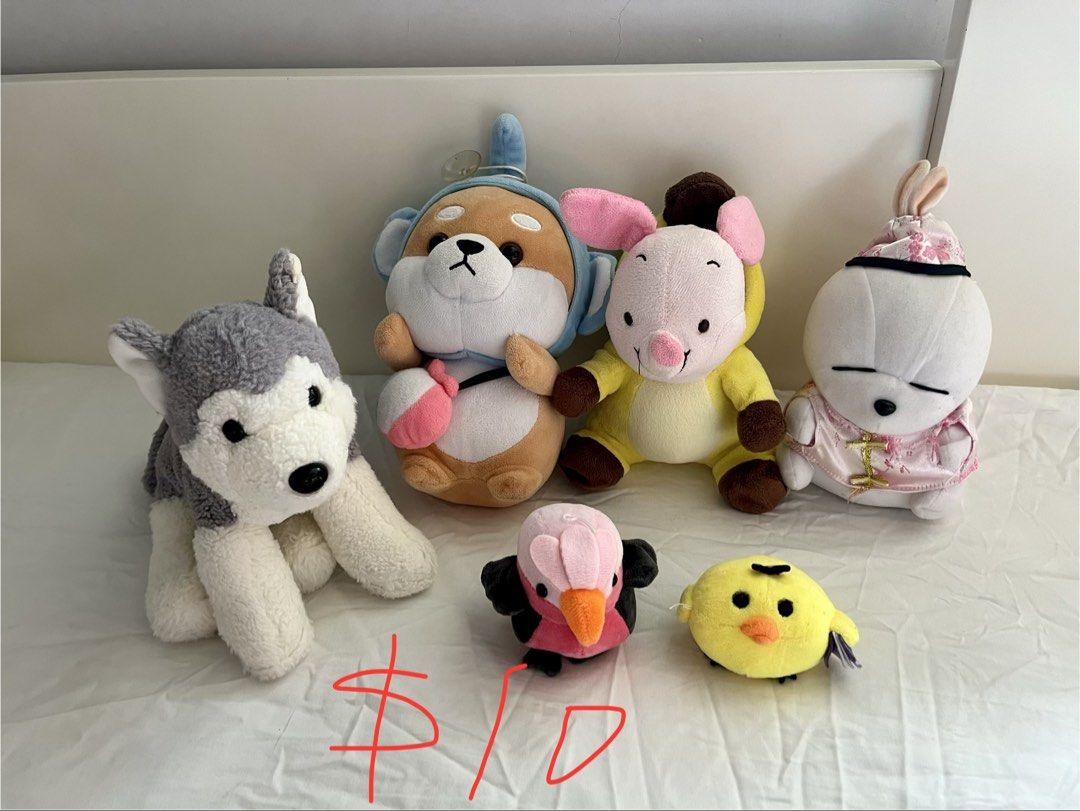 公仔 （分類：絨毛玩具）位於 Hong Kong。 由 nicolemf 提交（商品編號 1436622130，圖片 9）。簡介： 圖片中價錢係單個，買多有优惠，大圍站或沙田交收，或郵寄。。