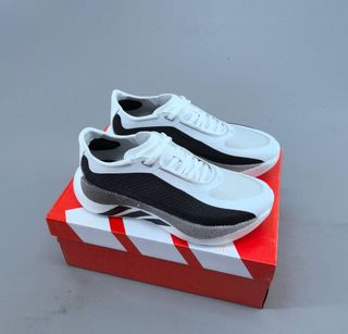 (Category: ) located in . Submitted by khai.uasneakers (Listing ID 1436626601, Image 1). Description: .