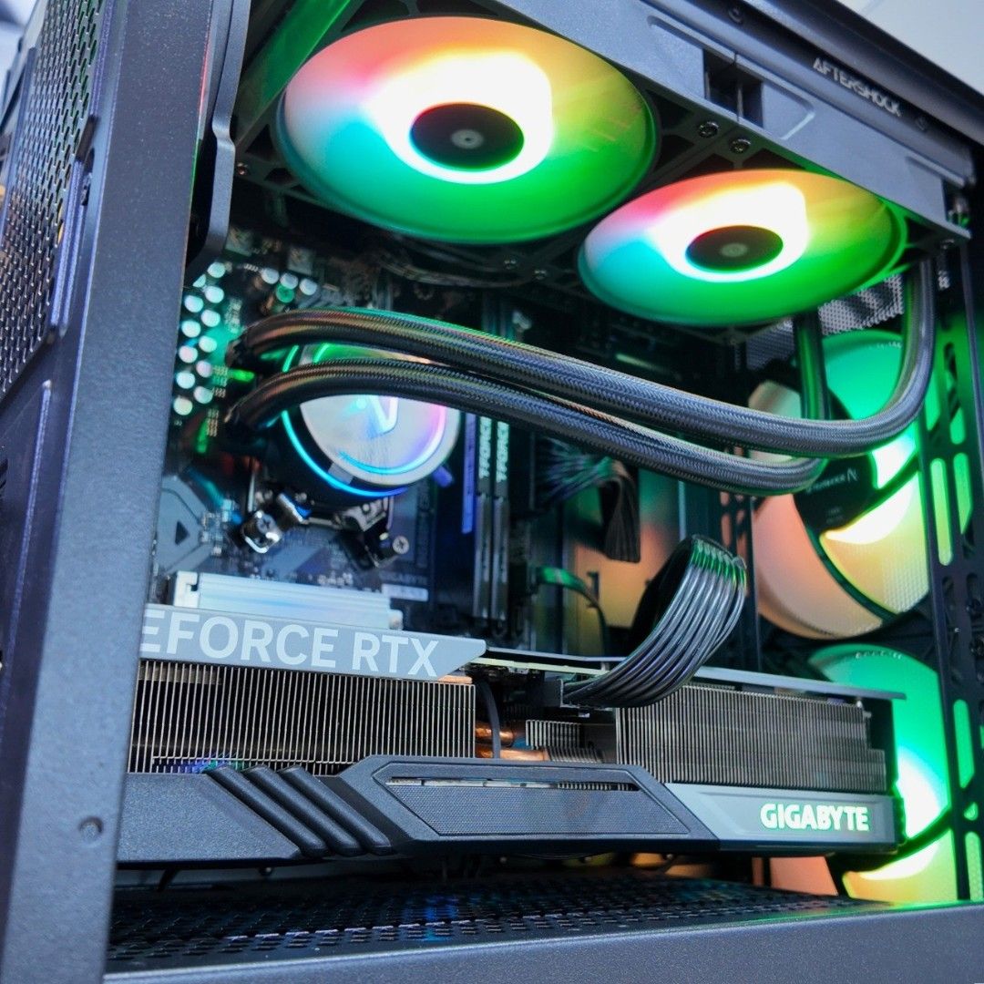 Aftershock Custom  PC - RTX 4070TI Super447688213676042243