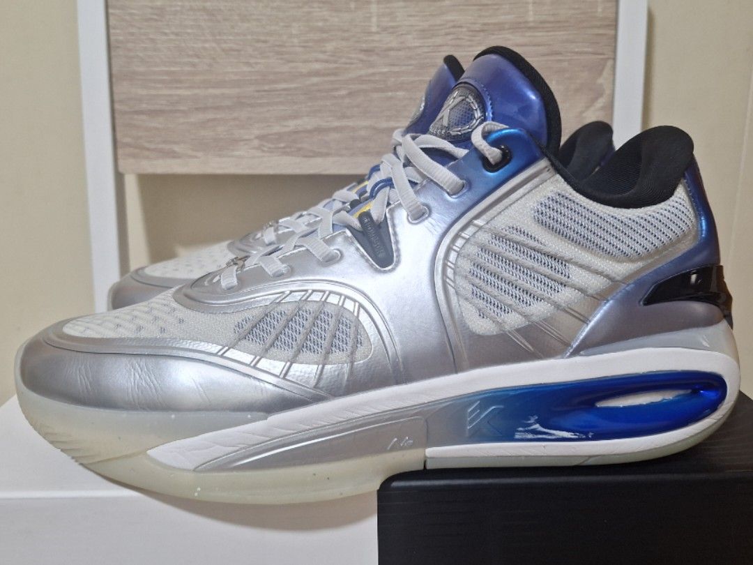 ANTA KTX Basketball Shoes - Silver/Grey/Blue (Category: Sneakers) located in Taguig. Submitted by brolz (Listing ID 1402860415, Image 2). Description: - ANTA KTX basketball shoes - Color: Silver, Grey, Blue - Size: US 9, EUR 42.5, UK 8 - Includes original box and paper Php2,000.