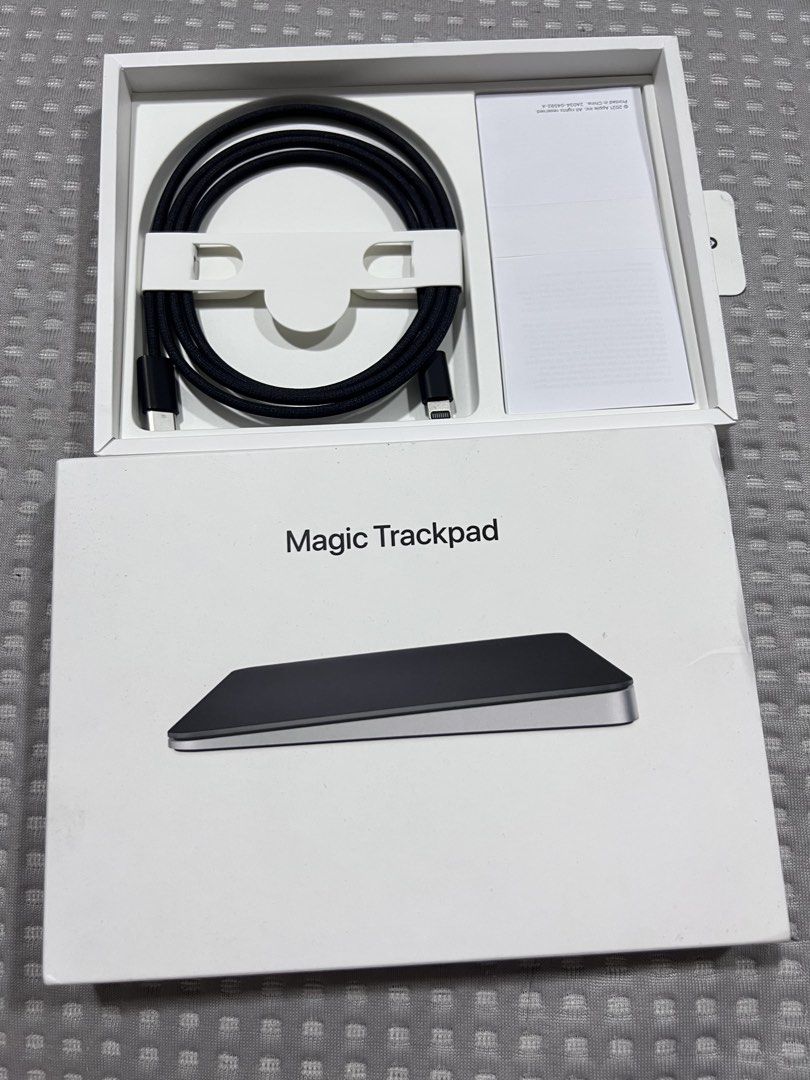 Apple447578829185372162