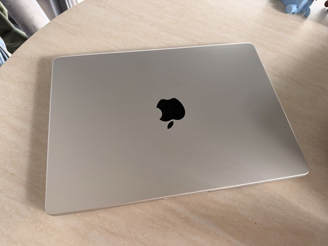 Apple M4 macbook pro 16gb 512SSD silver447342400756797440