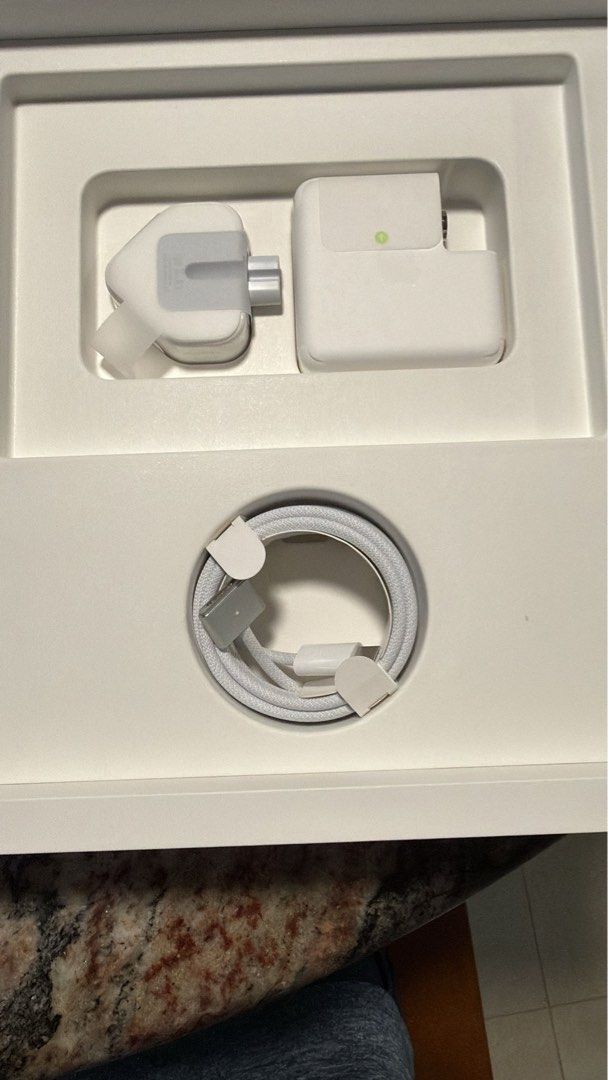 Apple M4 macbook pro 16gb 512SSD silver447342400756797443