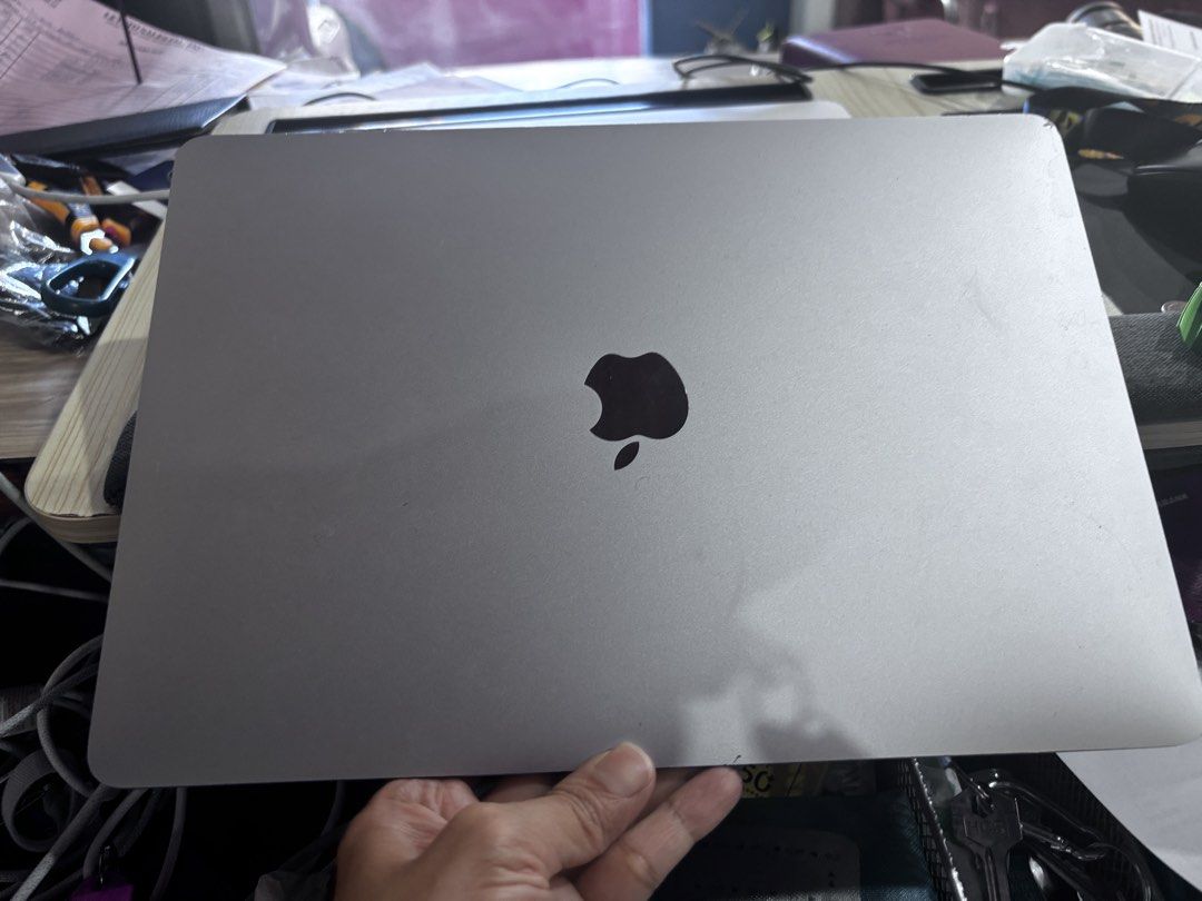 Apple MacBook Air M1 2020 (Category: Laptops & Notebooks) located in San Juan City. Submitted by pirates1234 (Listing ID 1436532186, Image 1). Description: - Apple MacBook Air M1 (2020) - 8GB Memory - 13.3-inch Retina Display - Battery Health: 81% - macOS Sonoma 14.4.1 - Color: Silver -rfs : upgrade.