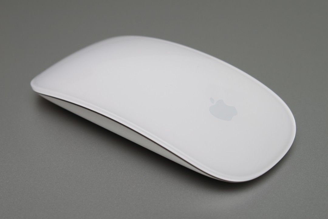 Apple Magic Mouse - White447444844764866560
