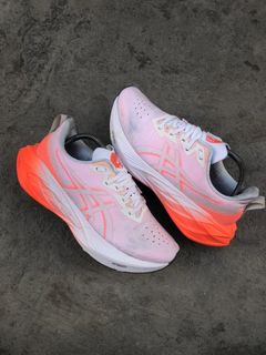 (Category: ) located in . Submitted by thriftkicks3 (Listing ID 1436633128, Image 1). Description: .