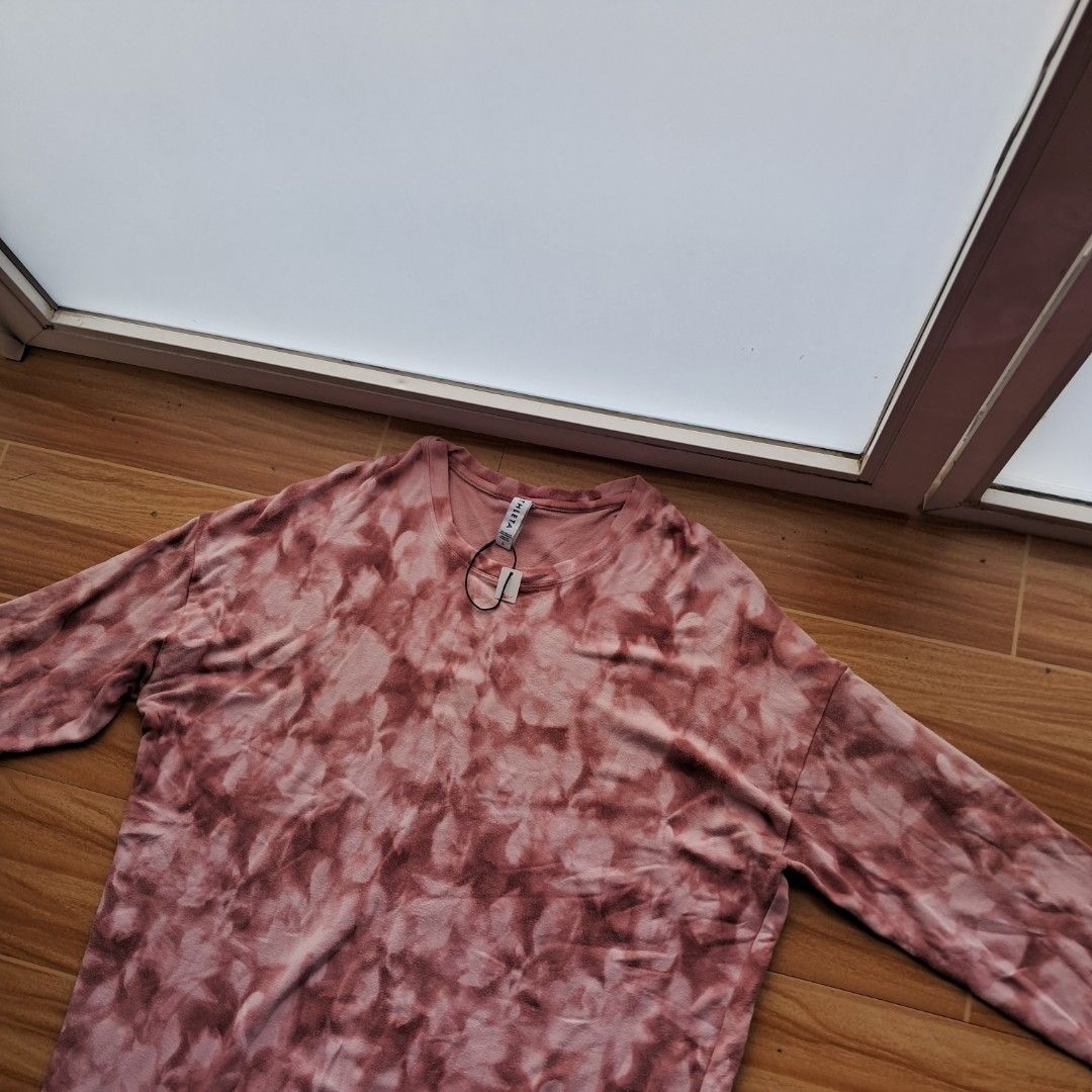 Athleta pink tie-dye Studio Street sweatshirt (Category: Coats, Jackets and Outerwear) located in Digos. Submitted by richcaliforniaclothingstore (Listing ID 1436527921, Image 3). Description: ☆Color may vary due to lighting. Size:Large on tag(length 27inches|Width 23-24inches. Pls manage ur expectations this is not bnew. OPEN FOR LAY AWAY PM FOR MORE INFO..