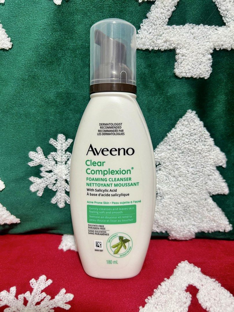 Aveeno Clear Complexion Foaming Cleanser 180ml (Category: Face Care) located in Quezon City. Submitted by mikaelalucila (Listing ID 1436573016, Image 1). Description: - Aveeno Clear Complexion Foaming Cleanser - Specifically for acne-prone skin - Gently cleanses - Leaves skin feeling soft and smooth - Dermatologist recommended - Sulfate-free & Paraben-free - 180ml bottle.
