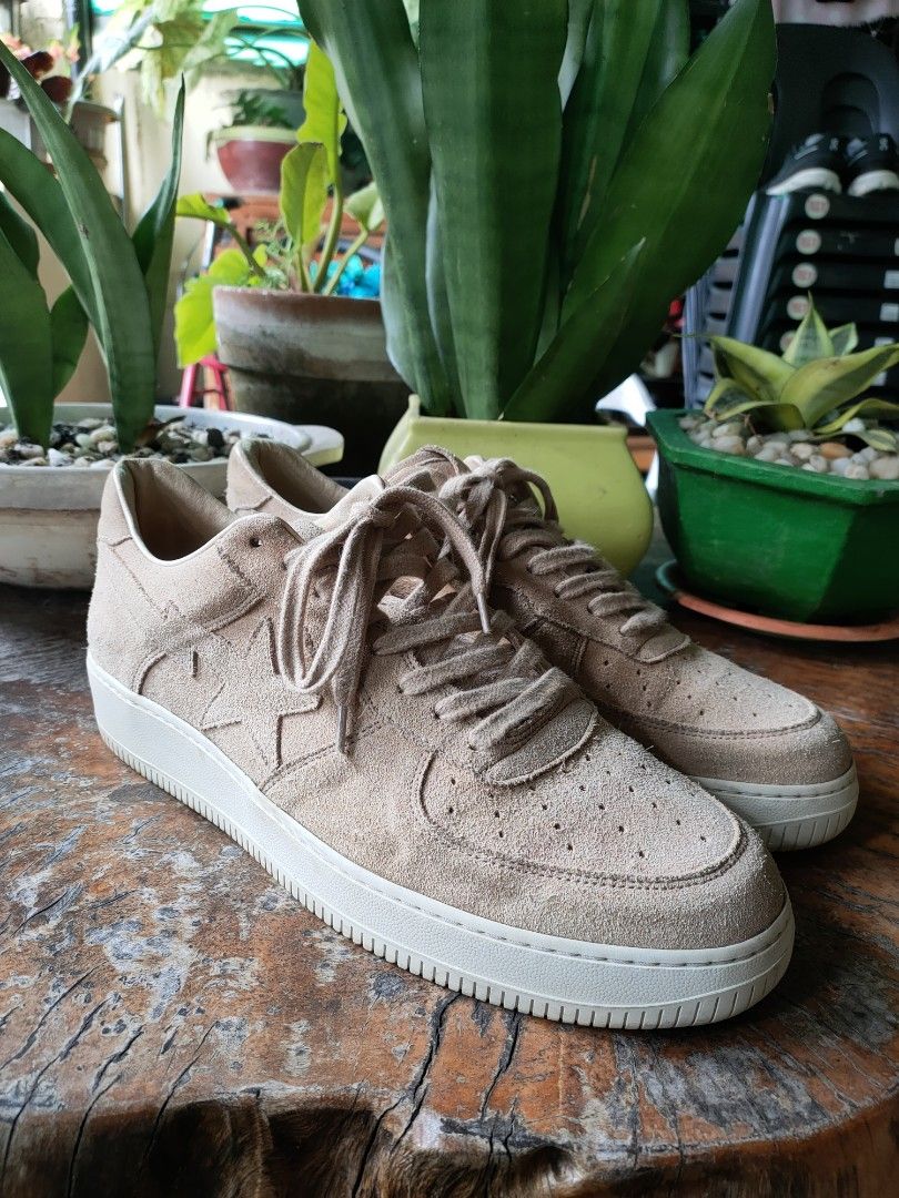 Bapesta x Ronnie Fieg (Category: Sneakers) located in Baguio. Submitted by aldwin18 (Listing ID 1436488195, Image 3). Description: Personal Pair bought it from Goat app Only 400 pairs made worldwide Made from Italian Leather No box and shoe tree Dm for negotiations .