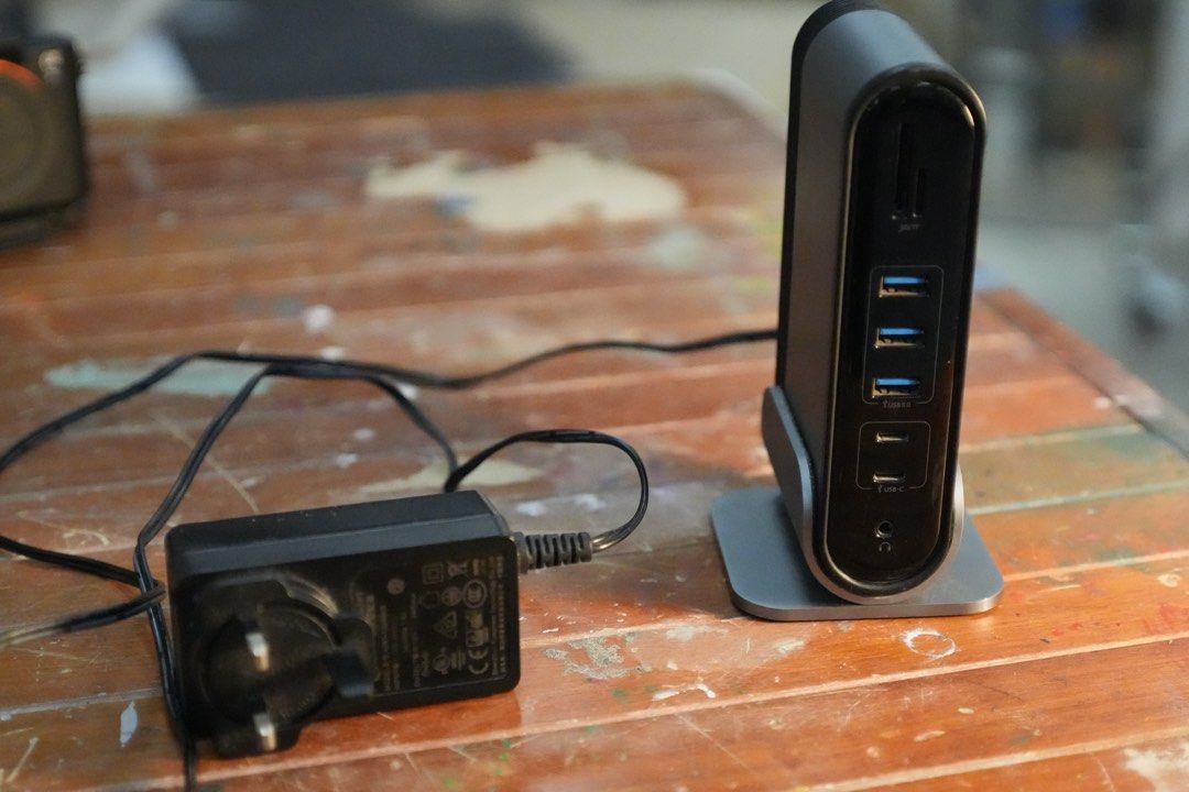 Baseus 17-in-1 USB-C Docking Station excellent condition447699154937456642