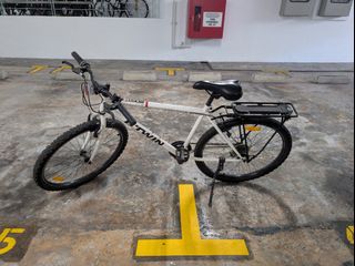(Category: ) located in . Submitted by rarestar.947867 (Listing ID 1436509024, Image 1). Description: .