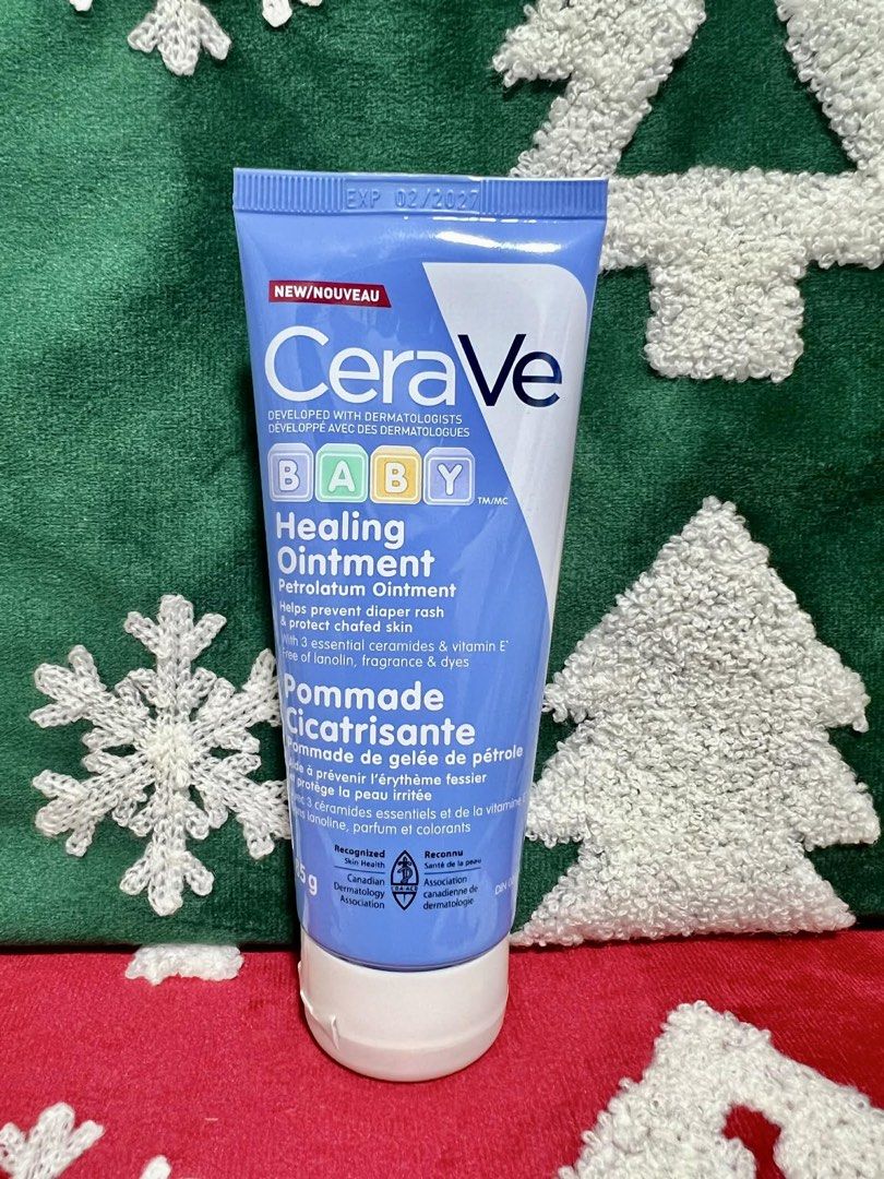 CeraVe Baby Healing Ointment (Category: Baby Toiletries & Grooming) located in Quezon City. Submitted by mikaelalucila (Listing ID 1436570447, Image 1). Description: - CeraVe Baby Healing Ointment - Prevents and protects against diaper rash and chafed skin - Contains essential ceramides and vitamin E - New, unused product - Expiry date: 02/2027.