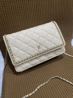 (Category: ) located in . Submitted by saveandstyleph (Listing ID 1431138096, Image 1). Description: .