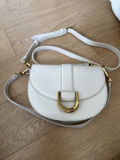 （分類：）位於 。 由 dittoandflorist 提交（商品編號 1436535639，圖片 1）。簡介： 。