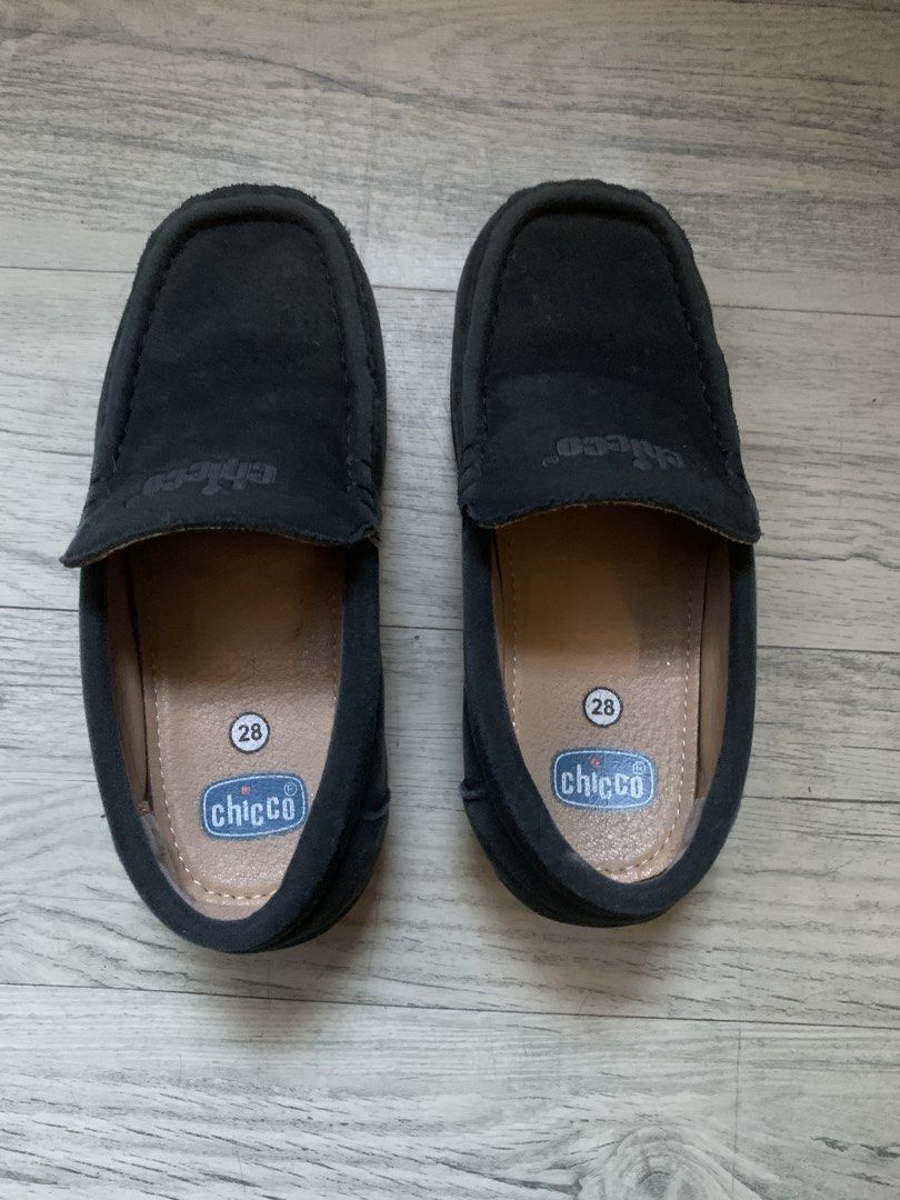 Chicco kids suede black shoes (Category: Babies & Kids Fashion) located in Imus. Submitted by camillegcleans (Listing ID 1436548827, Image 2). Description: .