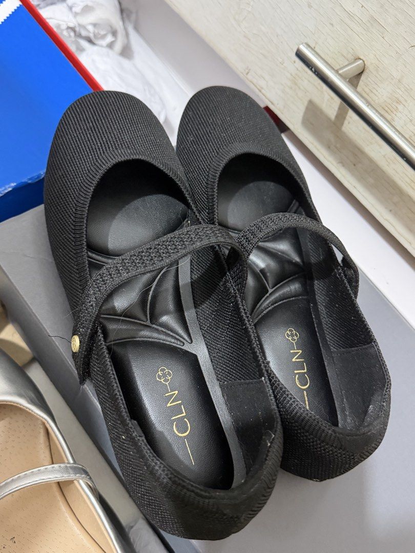 CLN Black Mary Jane Flats Size 38 (Category: Flats & Sandals) located in San Juan City. Submitted by notanne (Listing ID 1436608865, Image 1). Description: - CLN Black Mary Jane flats - Size 38 - Strap closure - Textured knit upper - Brown studded soles - CLN logo on insole - Used once only.