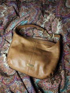 (Category: ) located in . Submitted by magic.shop101 (Listing ID 1436600535, Image 1). Description: .