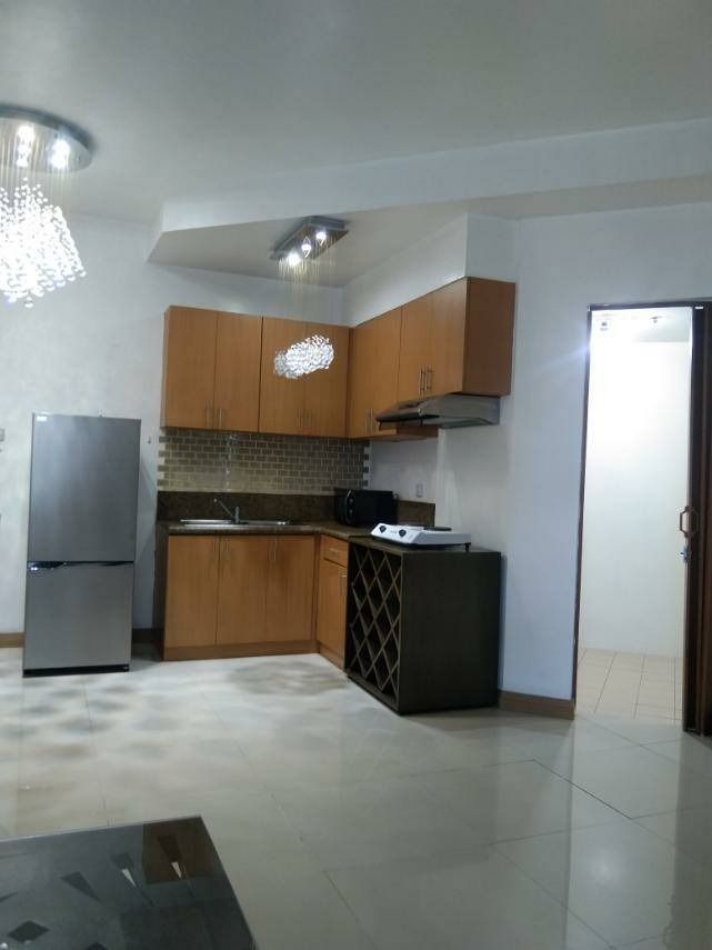 Condominium For Sale Trion Tower BGC (Category: Apartments & Condos) located in Quezon City. Submitted by leadvision.realty (Listing ID 1436508019, Image 3). Description: Property Code: 2473-SC-TT Trion Towers Tower 1 1 Bedroom 1 T&B Floor Area: 50.01 sq.m. Fully Furnished mini room for maid with own CR and shower Never rented out Clean title on hand Selling Price: P8,500,000 GROSS Lester Velez The Lead Realty 09175208825.