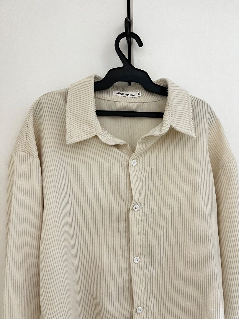 Corduroy Button-Down Long Sleeve Polo Shirt (Category: Tshirts & Polo Shirts ) located in Quezon City. Submitted by seyerenzo (Listing ID 1436519210, Image 2). Description: dm if interested! size: L-XL used once still in good condition :) mod: J&T / Lalamove (same day delivery) mop: GCash 📍 Quezon City (Near UPTC).