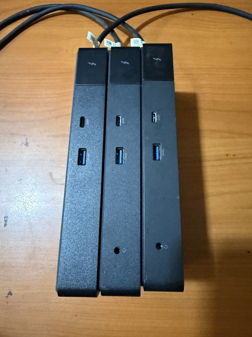 Dell Docking Station - Multiple Units Available447569832643799042