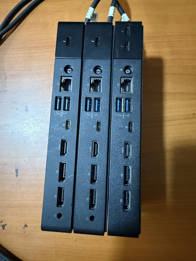 Dell Docking Station - Multiple Units Available447569832643799041