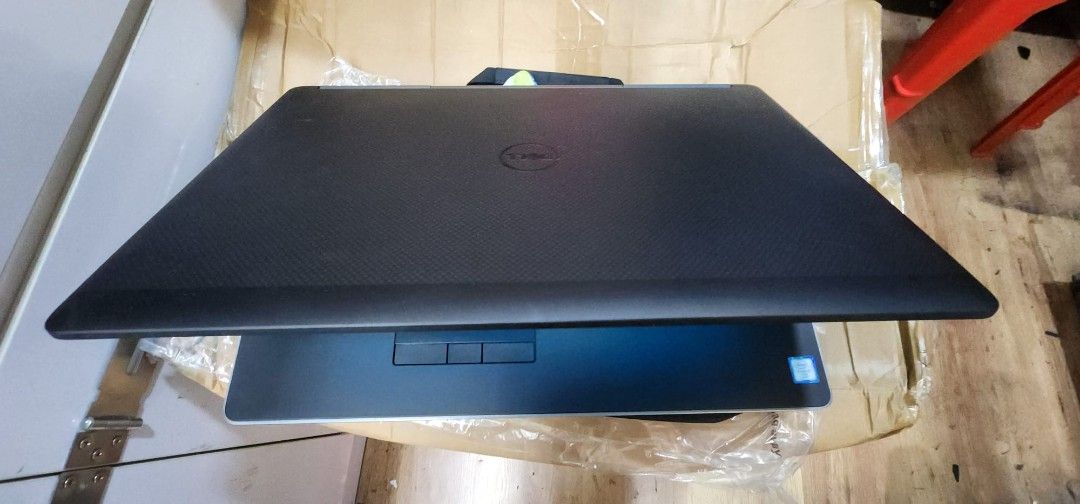 Dell Latitude Laptop447802001579069444