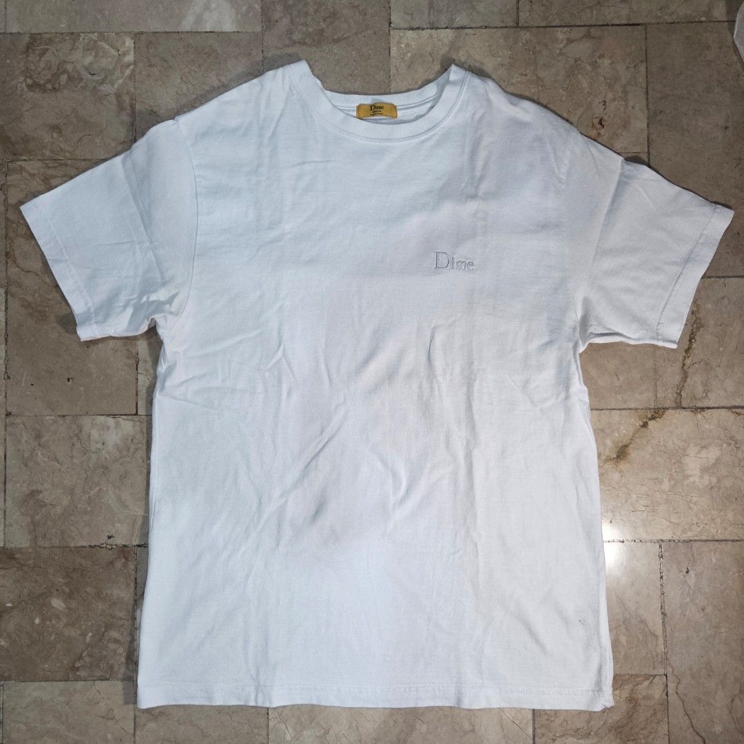 Dime Classic Small Logo Embroidered Shirt (Category: Tshirts & Polo Shirts ) located in Taguig. Submitted by mightydept (Listing ID 1436520982, Image 1). Description: 8/10 Condition Medium 28 x 20.