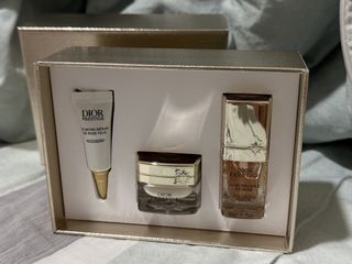 （分類：）位於 。 由 lylyyyyyyy 提交（商品編號 1436595067，圖片 1）。簡介： 。