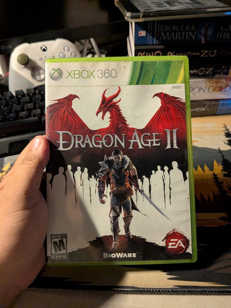 Dragon Age II - Xbox 360 (Category: Xbox) located in Quezon City. Submitted by jigssaw (Listing ID 1436610605, Image 1). Description: - Works with NTSC-J console - Dragon Age II for Xbox 360 - Includes game disc and case - Features Bioware and EA logos - Back of case reads: "Rise From Warrior to Legend".