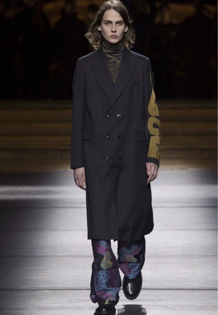 Dries van noten - AW16/17 psychedelic turtleneck (Category: Tshirts & Polo Shirts ) located in Makati City. Submitted by _m3tamorphosis (Listing ID 1436585605, Image 3). Description: Dries van noten - AW16/17 psychedelic turtleneck Size medium Condition: 9/10 Width: 20 Length: 28 Shoulders: 18 Sleeves: 26.2 7000 + SF makati area courier j&t delivery lalamove.