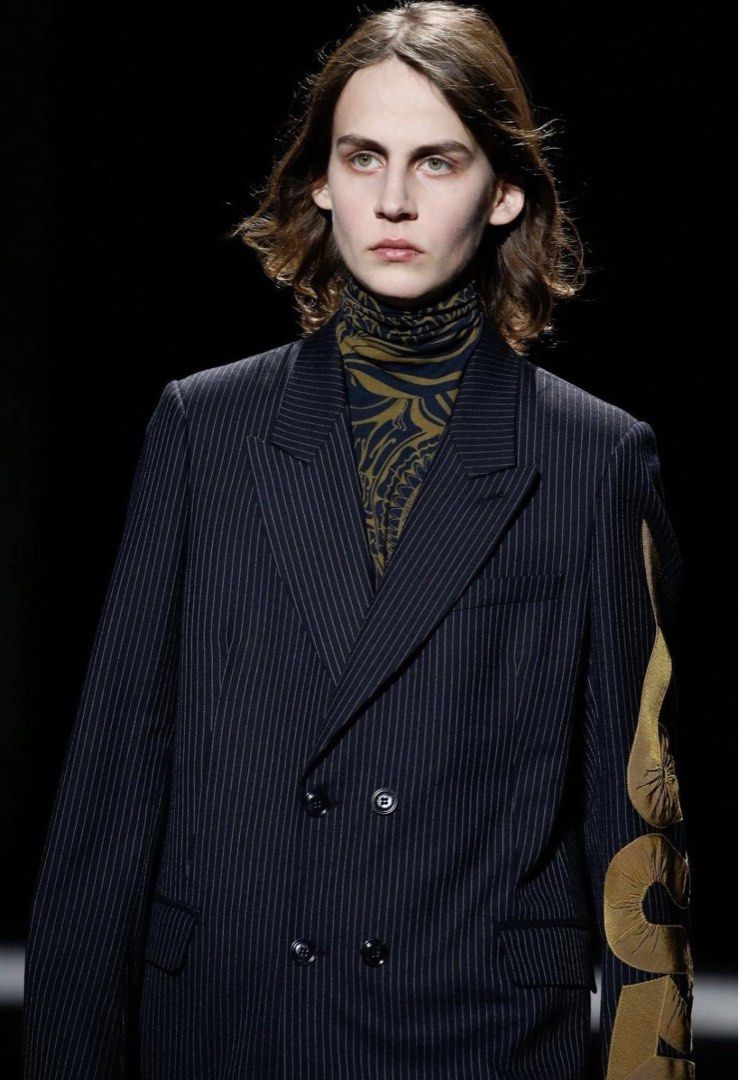 Dries van noten - AW16/17 psychedelic turtleneck (Category: Tshirts & Polo Shirts ) located in Makati City. Submitted by _m3tamorphosis (Listing ID 1436585605, Image 2). Description: Dries van noten - AW16/17 psychedelic turtleneck Size medium Condition: 9/10 Width: 20 Length: 28 Shoulders: 18 Sleeves: 26.2 7000 + SF makati area courier j&t delivery lalamove.