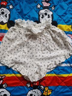 (Category: ) located in . Submitted by afycloset (Listing ID 1436557472, Image 1). Description: .