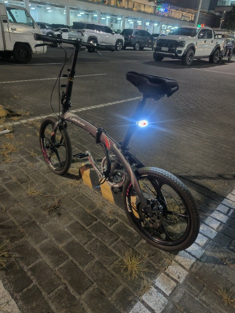 Foldable 20" Bike - Lankeleisi QF600 (Category: Bicycles) located in Makati City. Submitted by franco31 (Listing ID 1436586961, Image 2). Description: Alloy parts, 20Kg, good for recreational and exercise. 7-speed Shimano transmission. Alloy magwheels. Dual disk brakes..