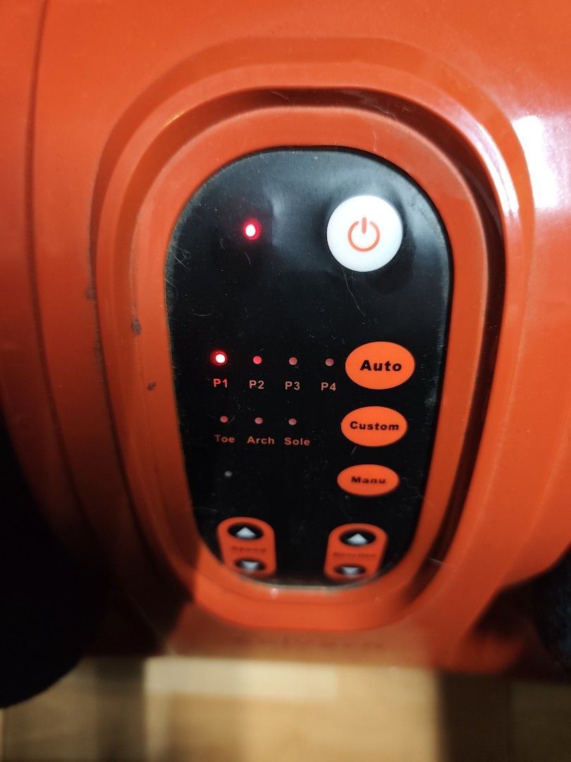 Foot and leg Massage with Control Panel (Category: Massage Devices) located in Makati City. Submitted by kittabs (Listing ID 1436620087, Image 2). Description: For sale! Foot and leg Massage features an integrated control panel with various settings. It has power, auto, custom, and manual modes. The panel also includes settings for toe, arch, and sole massage. Perfect sa mga mahilig sa foot massage 😁 Thank you!.