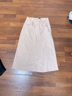 (Category: ) located in . Submitted by prelovedclothesofzoe (Listing ID 1436553518, Image 1). Description: .