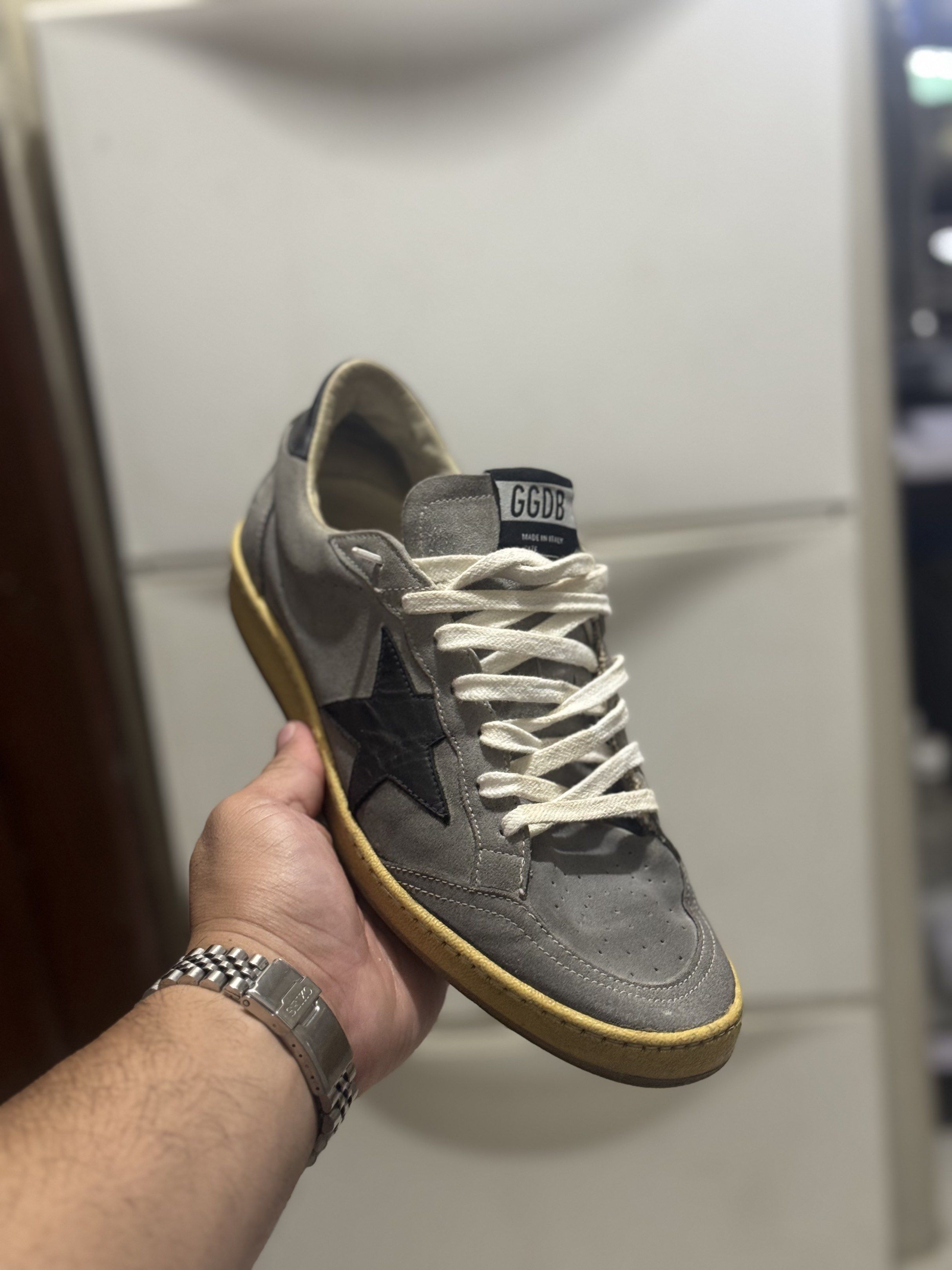Golden Goose Ball Star Size 39 (Category: Sneakers) located in Caloocan City. Submitted by baguio3mod-48271 (Listing ID 1436649647, Image 2). Description: Authentic pair Shoes only Can fit size 8-8.5 mens.