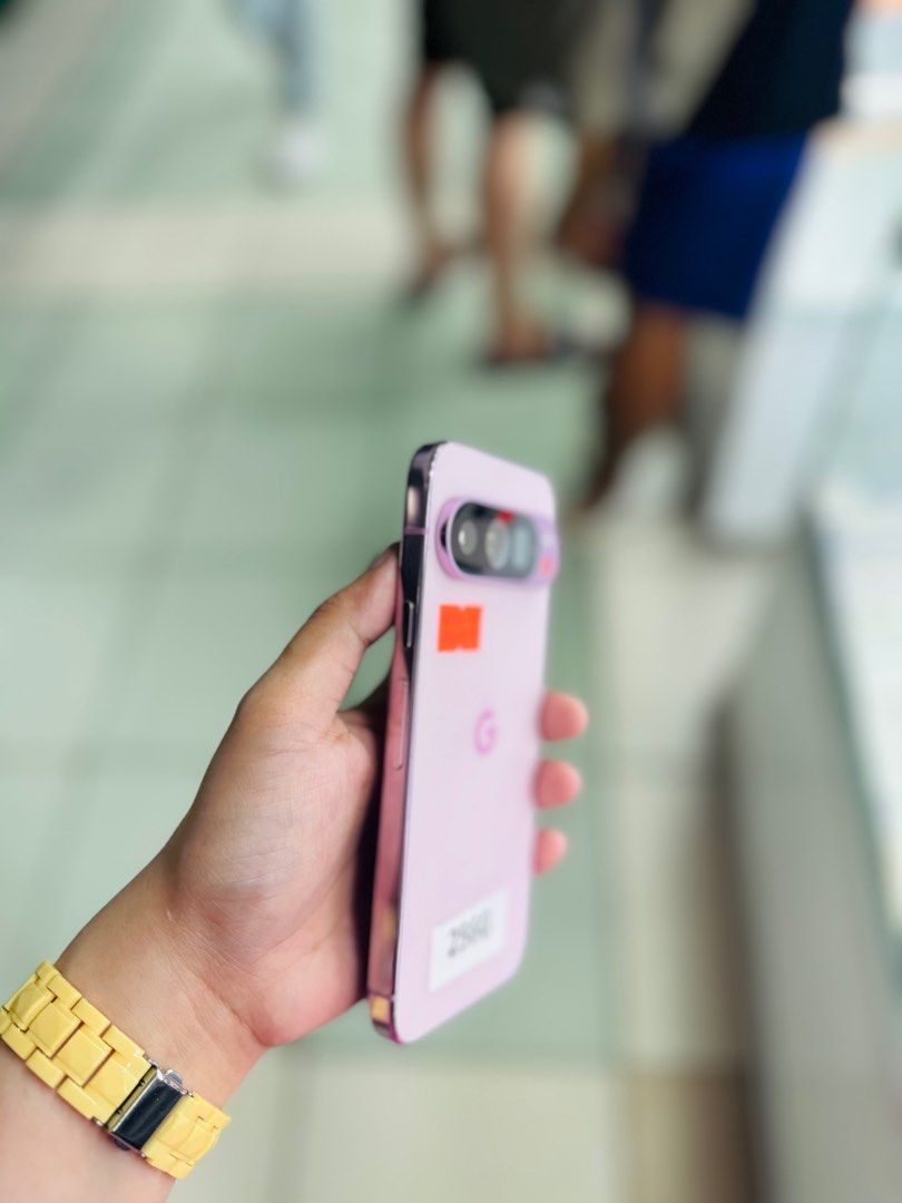 Google pixel 9 Pro 256GB Openline no issues Us VARIANT (Category: Google Pixel) located in San Juan City. Submitted by najihahtelecomshop2018 (Listing ID 1436630871, Image 2). Description: Legit Store | Original unit FOR SALE | TRADE / SWAP ▫️INSTALLMENT thru: 🔸Credit Card (straight / installment) 🔸Ggives / Gcredit + 6% interest 🔸Spay Later + 6% interest (RFS: Buy and Sell any kinds of Gadgets) Description: Google pixel 9 Pro 256GB Openline ( 