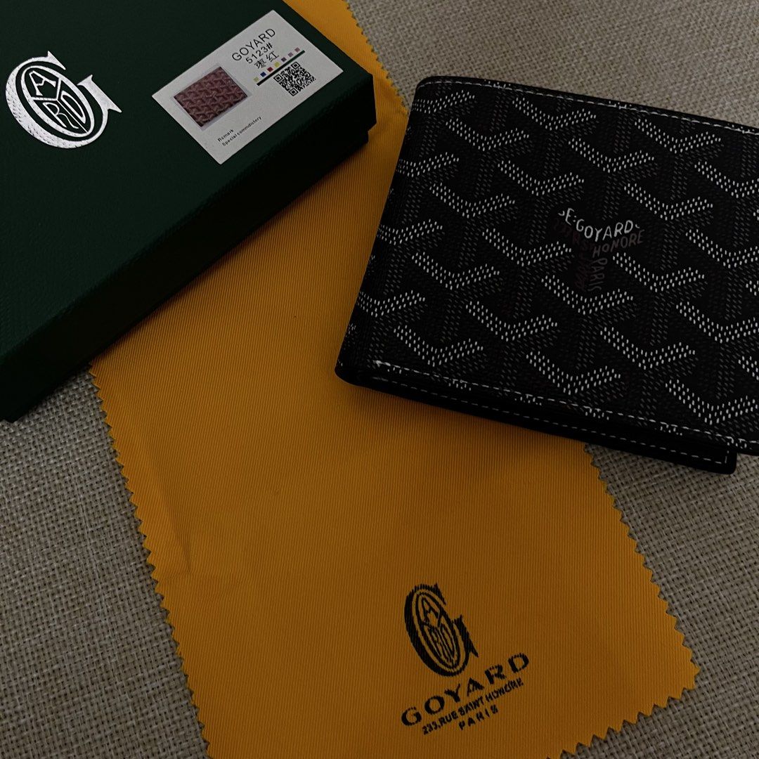 Goyard Saint Sulpice Wallet (Category: Luxury Bags & Wallets) located in Manila. Submitted by parengjeyflips (Listing ID 1436538382, Image 1). Description: Goyard Saint Sulpice wallet. Classic Goyardine pattern. Includes box and dust cloth. Available in black, green, and burgundy..